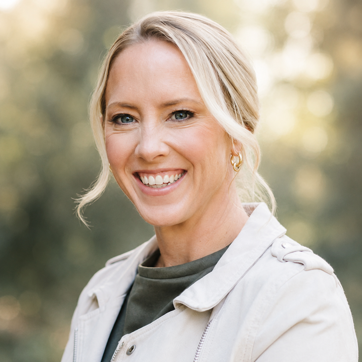 headshot of lauren pelletier